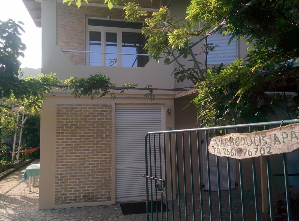 Varagoulis Giannis & Lenas Apartments Paramonas  Exteriör bild